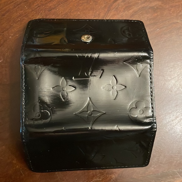 Louis Vuitton Vernis Keyholder Dyed - Picture 6 of 8